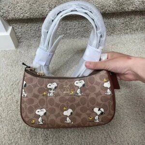Coach X Peanuts CBJ88 Teri Shoulder Bag Signature Canvas Snoopy